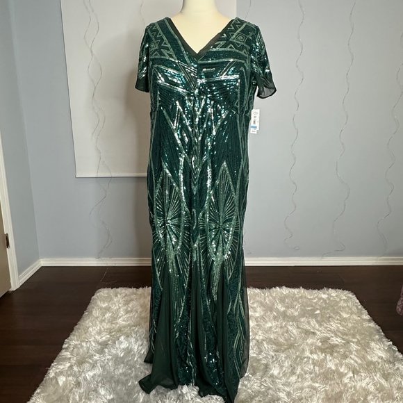 R&M Richards Elegant Evening Dress Womens Plus Green Sequined Long V-Neckline - Picture 2 of 16